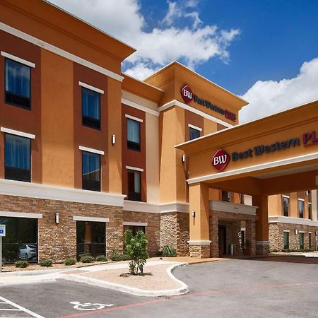 Best Western Plus Elmendorf Hotel San Antonio Hotel Exterior photo